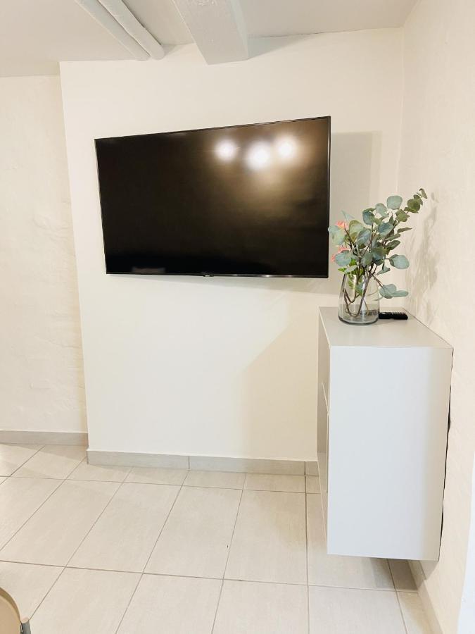Aday - Aalborg Mansion - Charming 3 Bedroom Apartment ภายนอก รูปภาพ